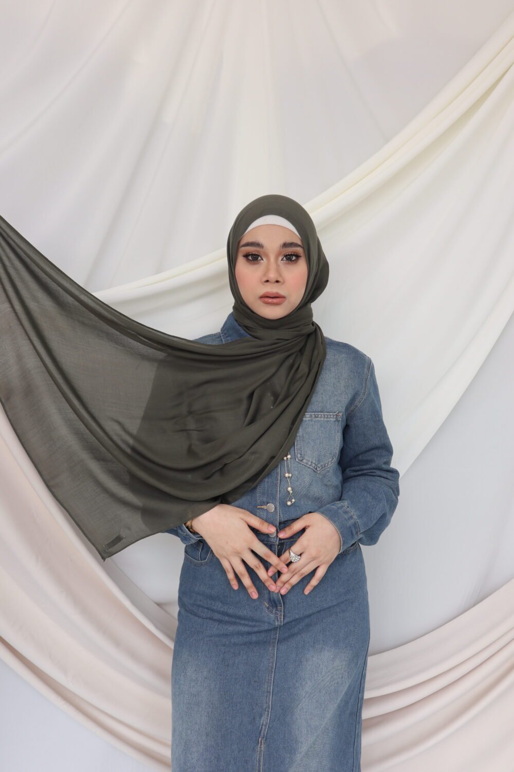 Modal Hijab Sets