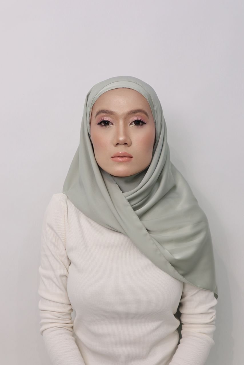 SATIN SILK - PINE GREEN